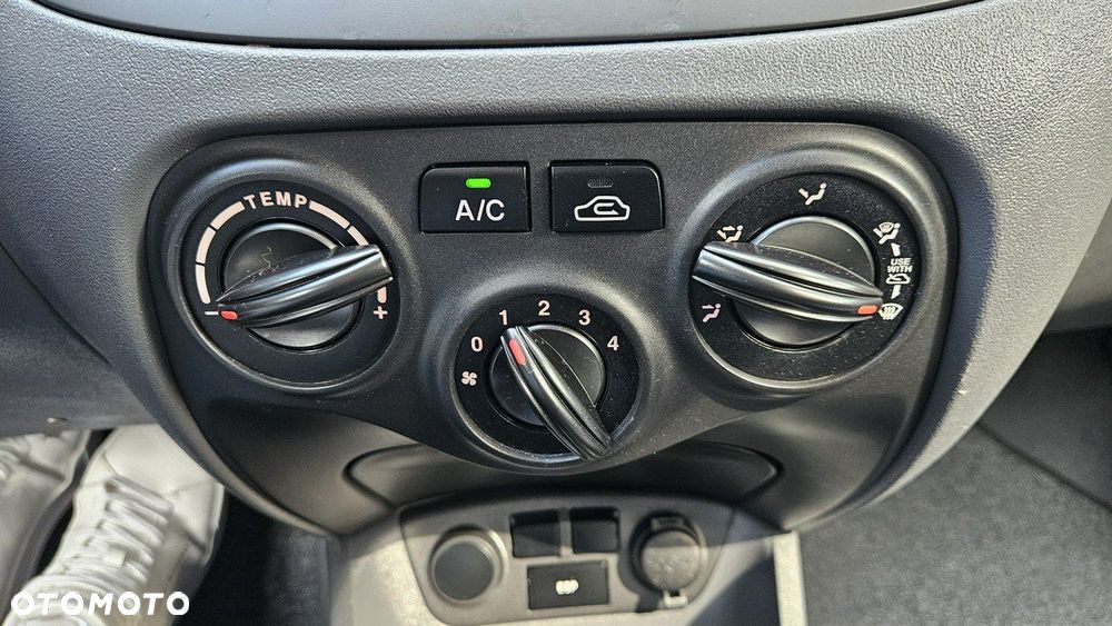 Kia Rio 1.4 Spirit - 34