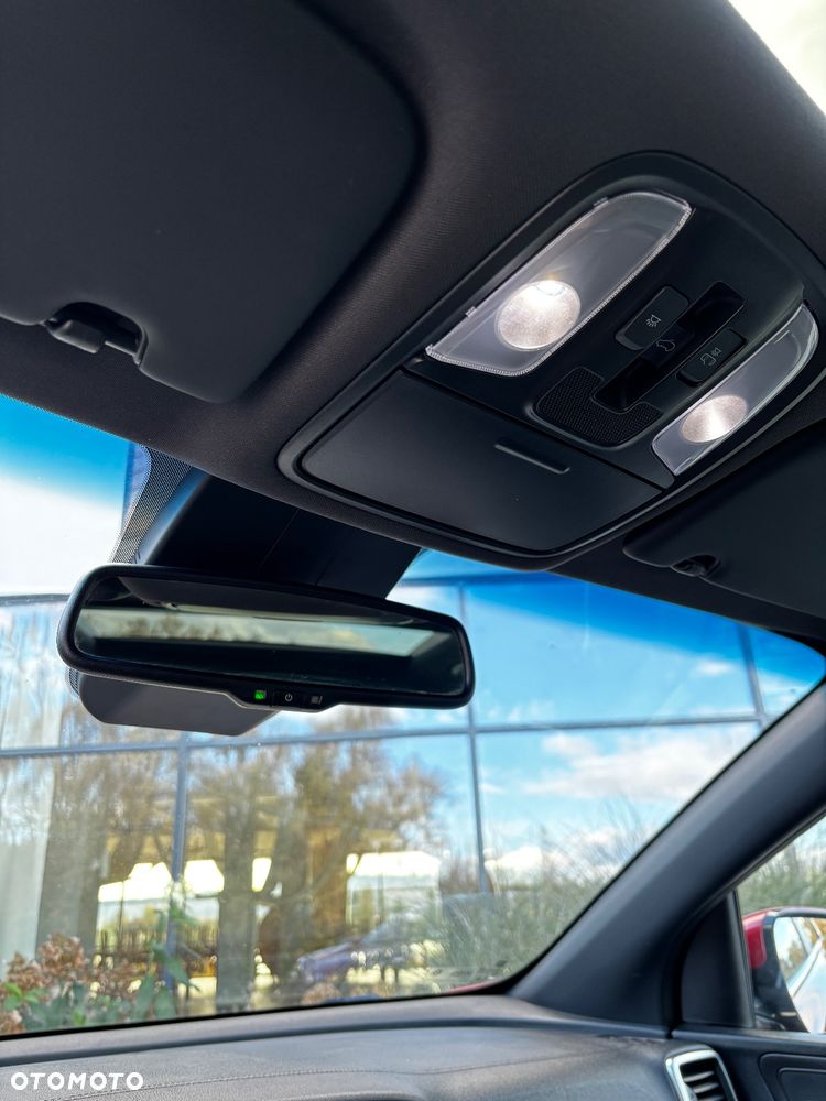 Kia Sportage 2,0 CRDI AWD GT Line - 24