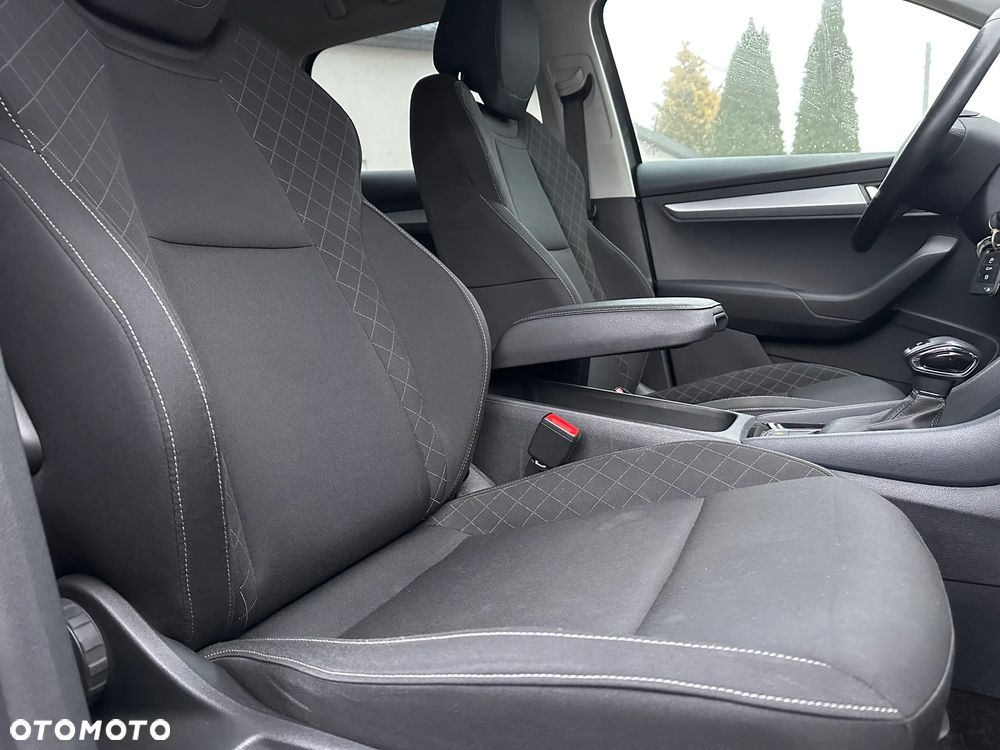 Skoda Karoq 1.6 TDI SCR DSG Style - 14