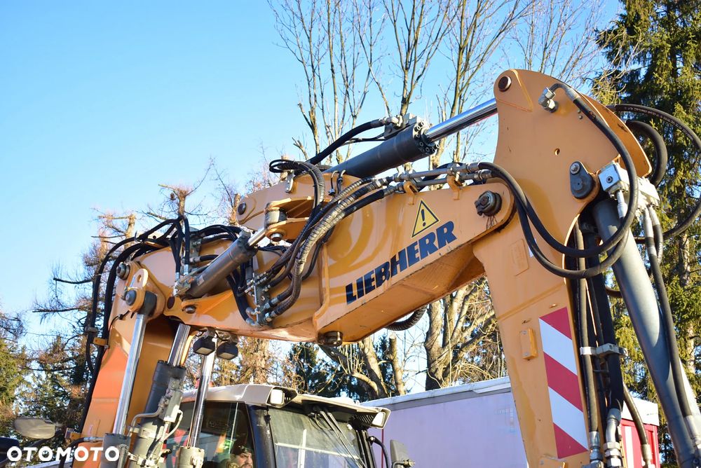 Liebherr A 914 Compact /16.5T. / Ramię 3x łamane/ Bez AdBlue/ Kamera/ Sprowadzona z Niemiec/ Stan wzorowy ! - 17