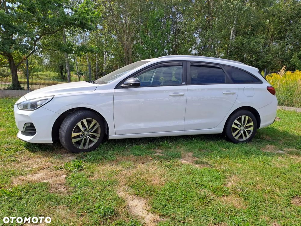 Hyundai i30 1.4 T-GDI Comfort DCT - 10