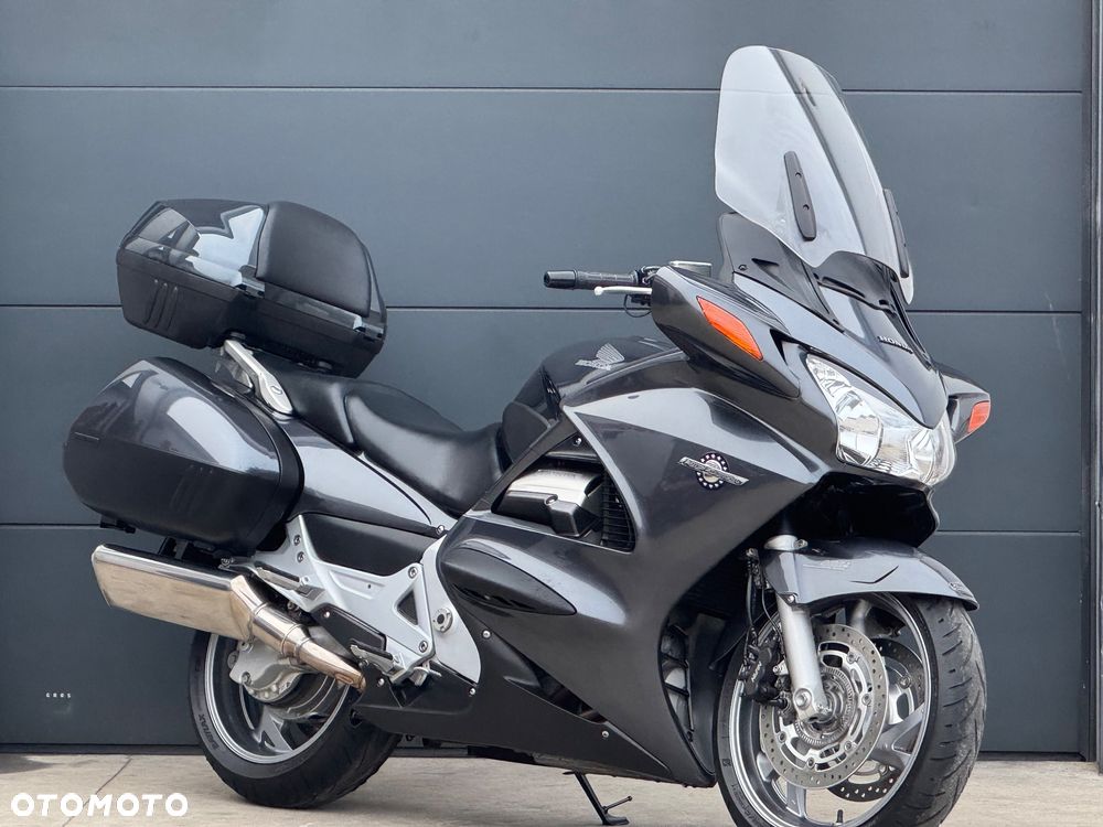 Honda ST - 1