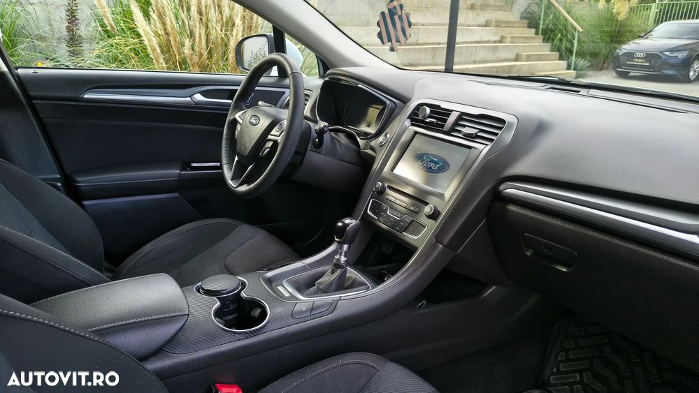 Ford Mondeo 2.0 TDCi ST Line High - 5