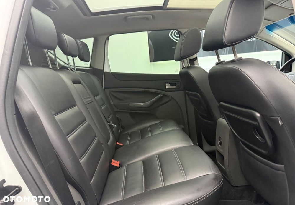 Ford Kuga - 18
