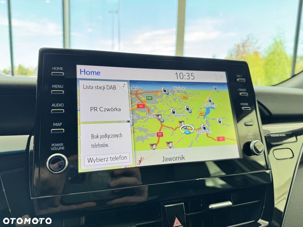 Toyota Camry 2.5 Hybrid Executive CVT - 32