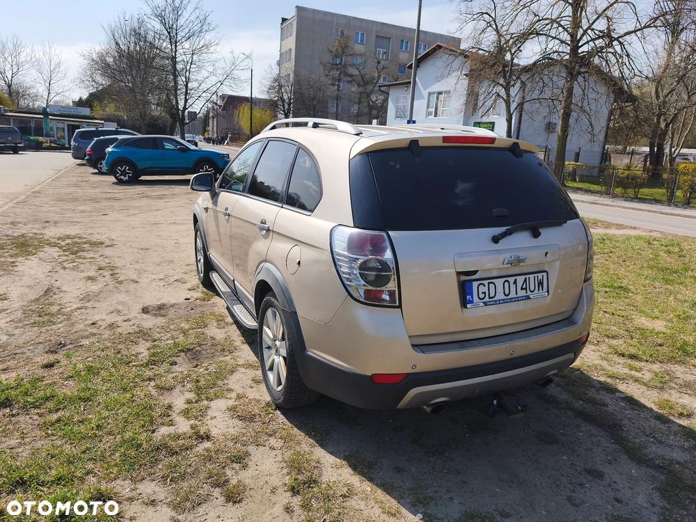 Chevrolet Captiva 2.2 D LTZ - 5