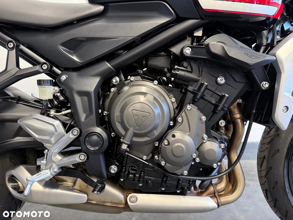 Triumph Trident - 19