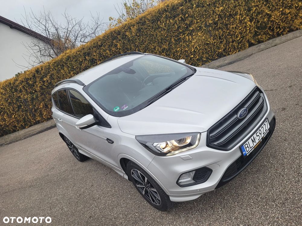 Ford Kuga - 17