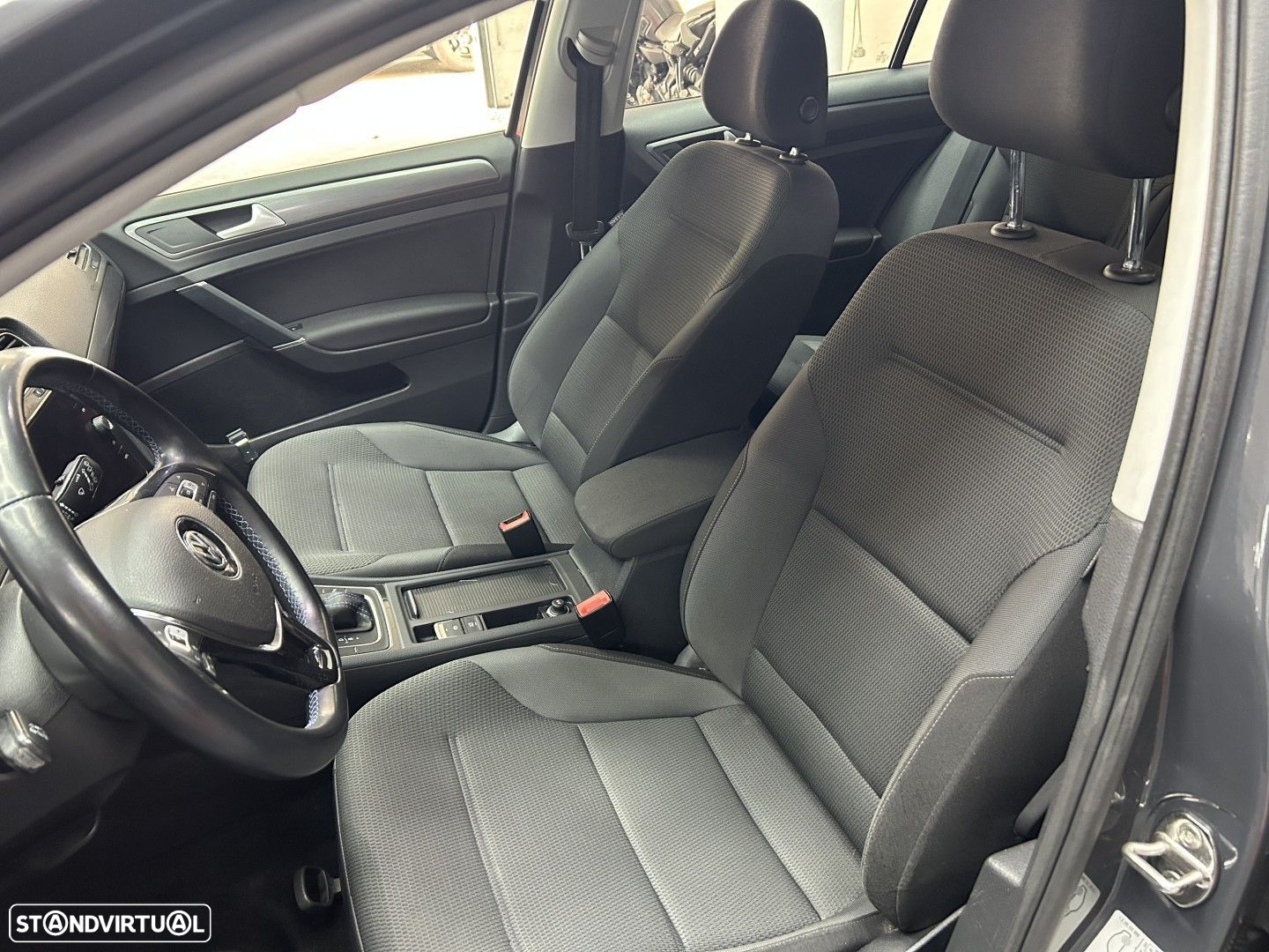 VW e-Golf AC/DC - 10