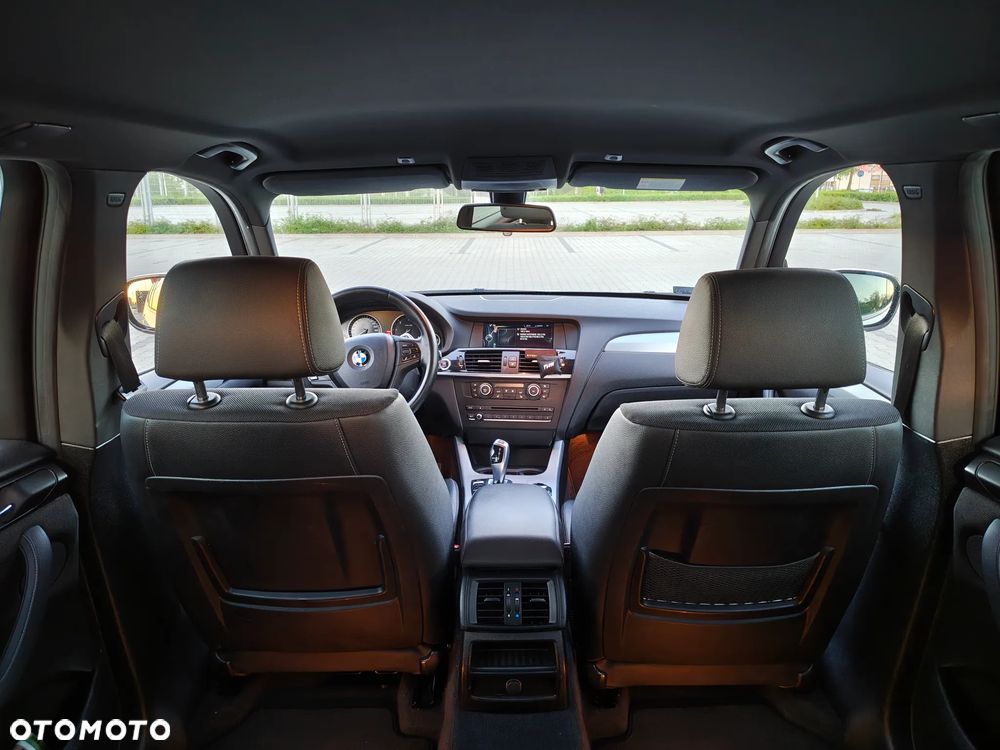 BMW X3 xDrive20d - 11