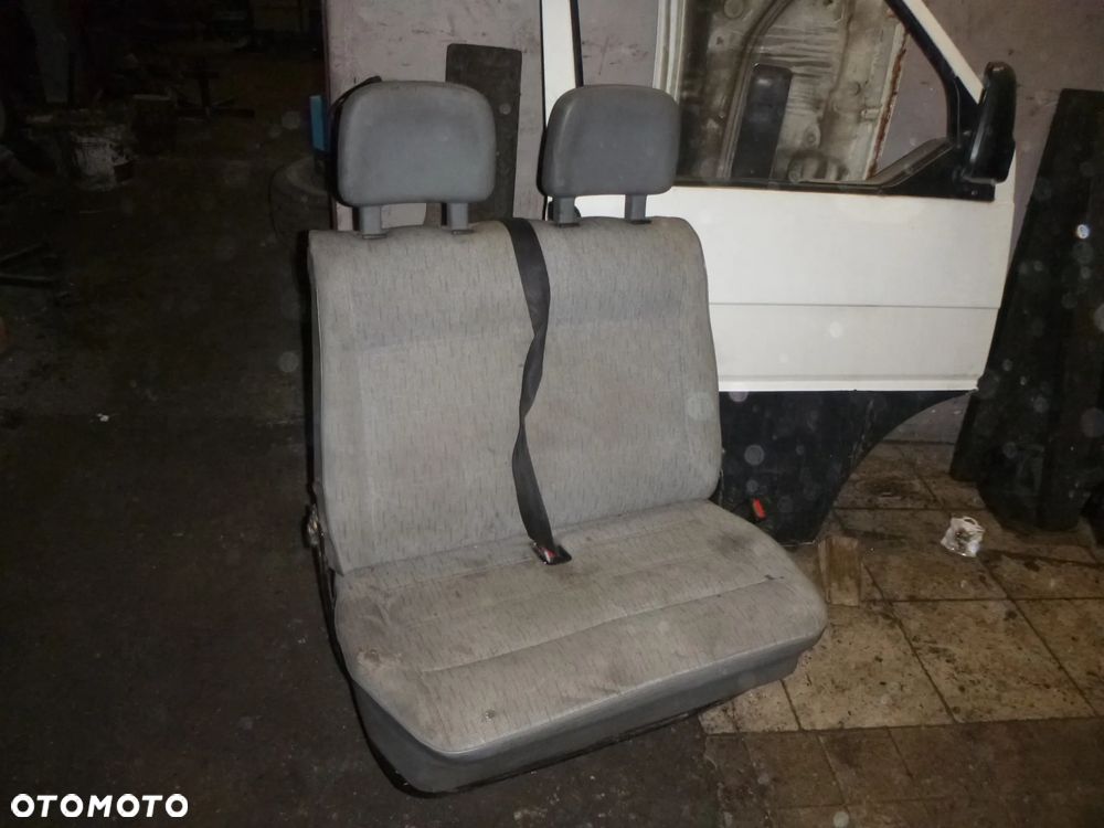 VW T4 KANAPA PASAŻERA PÓŁTORÓWKA FOTEL KIEROWCY - 2