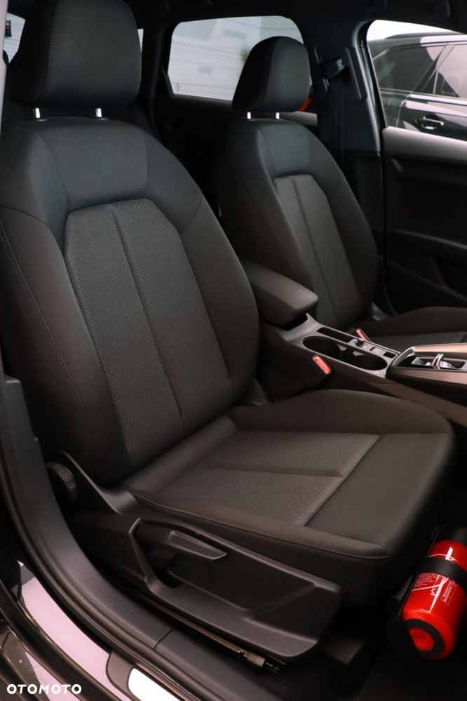Audi A3 Sportback - 12