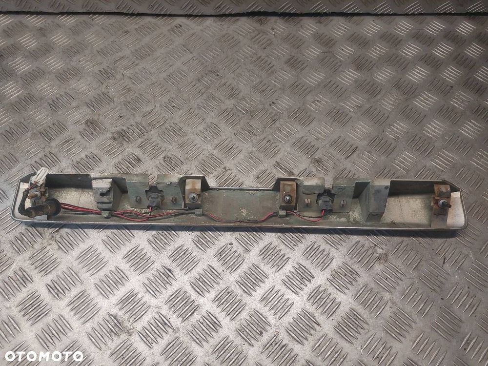 BLENDA KLAPY BAGAŻNIKA NISSAN X-TRAIL I - 5