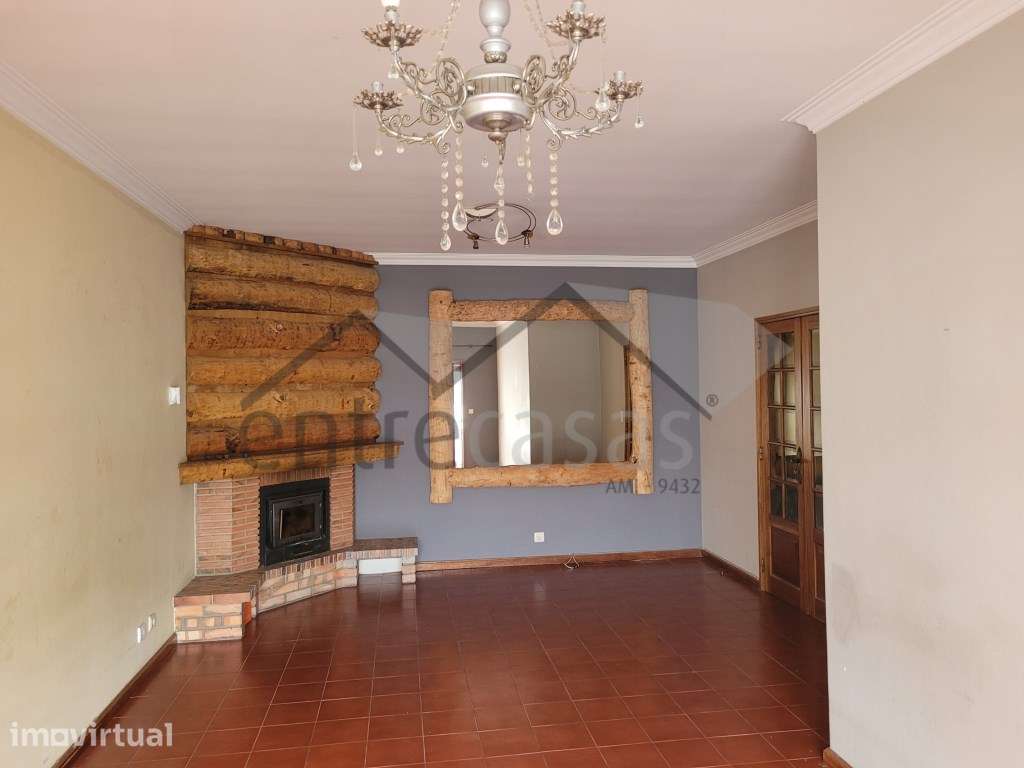 T3 com Garagem Dupla e Sótão Conforto, Espaço e Localização Privile... - Grande imagem: 3/3