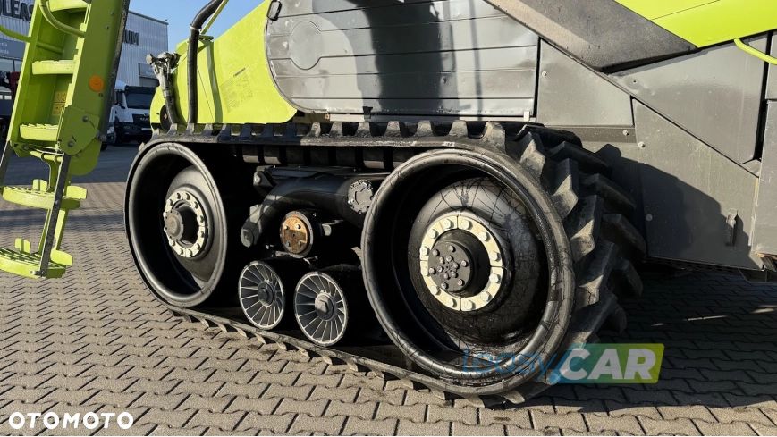 Claas Lexion 770 Terra Trac wyposażony w Header Vario 1230 12,27m - 10