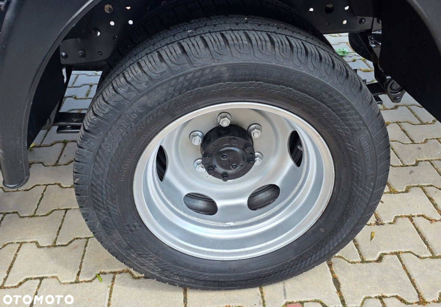 Mitsubishi Fuso Canter - 32