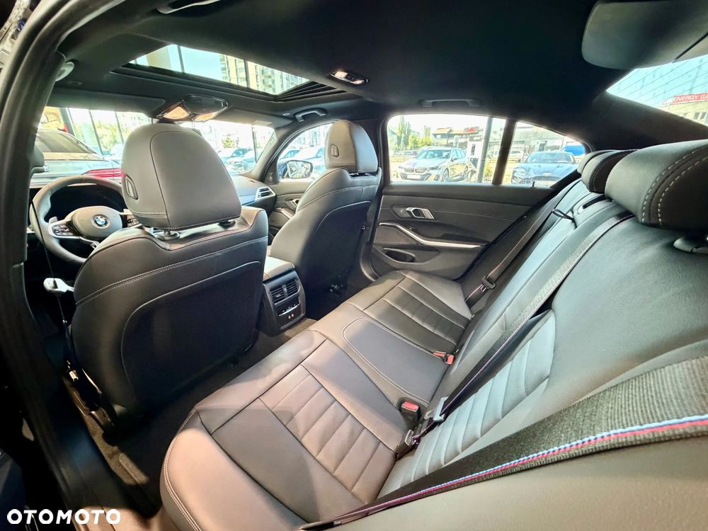 BMW Seria 3 320d xDrive mHEV M Sport sport - 10