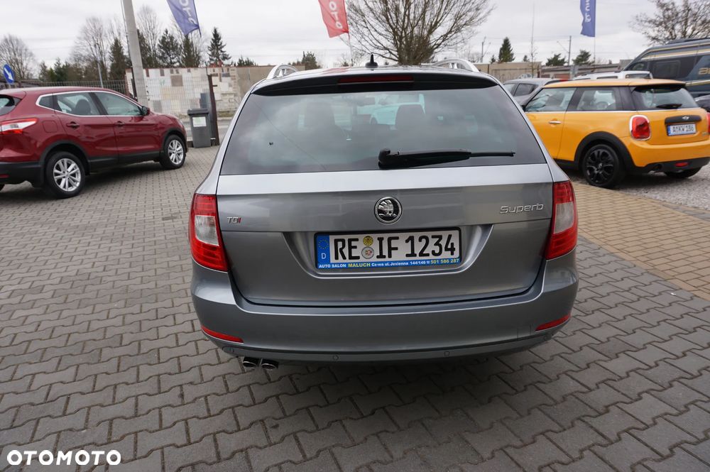 Skoda Superb 2.0 TDI DSG FAMILY - 7