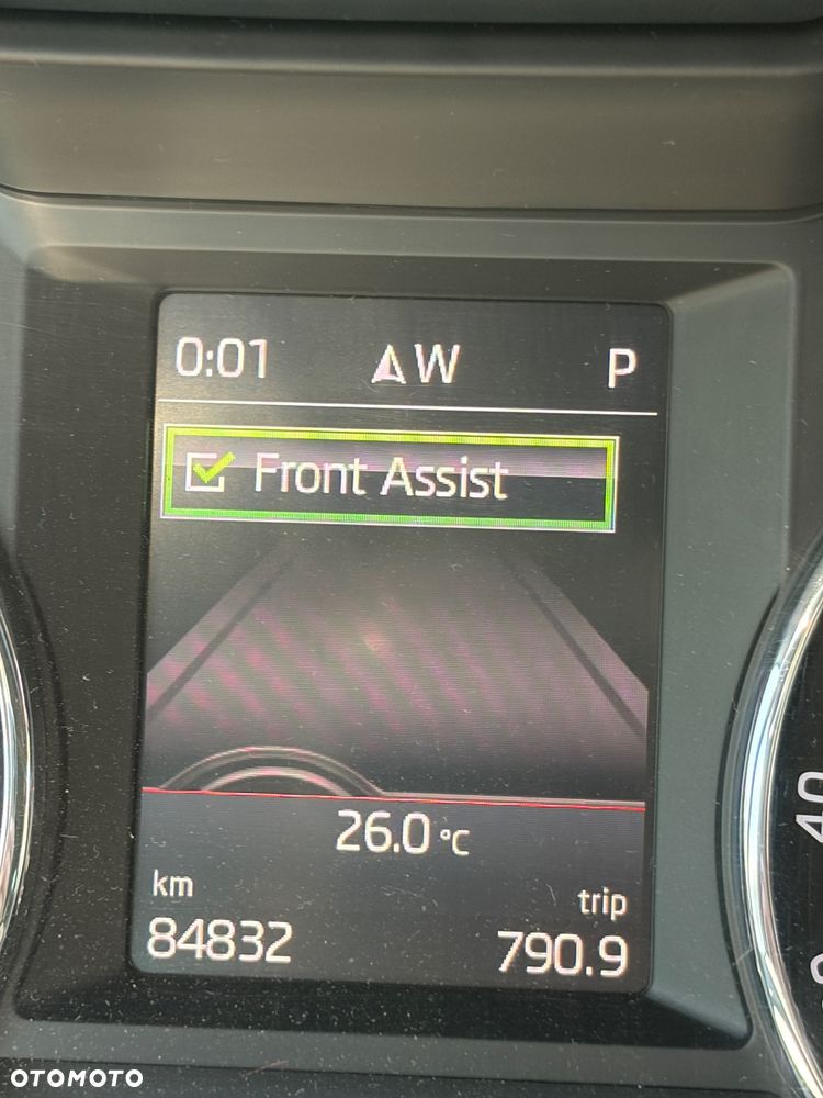 Skoda Octavia 2.0 TDI DSG RS - 28