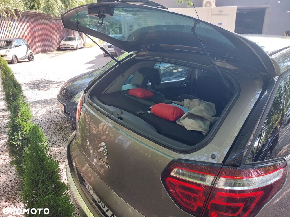 Citroën C4 Picasso 1.6 HDi FAP Exclusive - 17