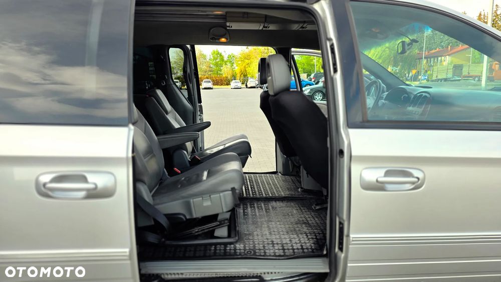 Chrysler Grand Voyager 2.8 CRD Automatik Limited - 11