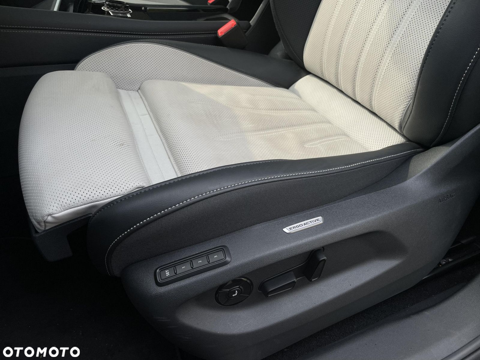 Volkswagen Tiguan - 14