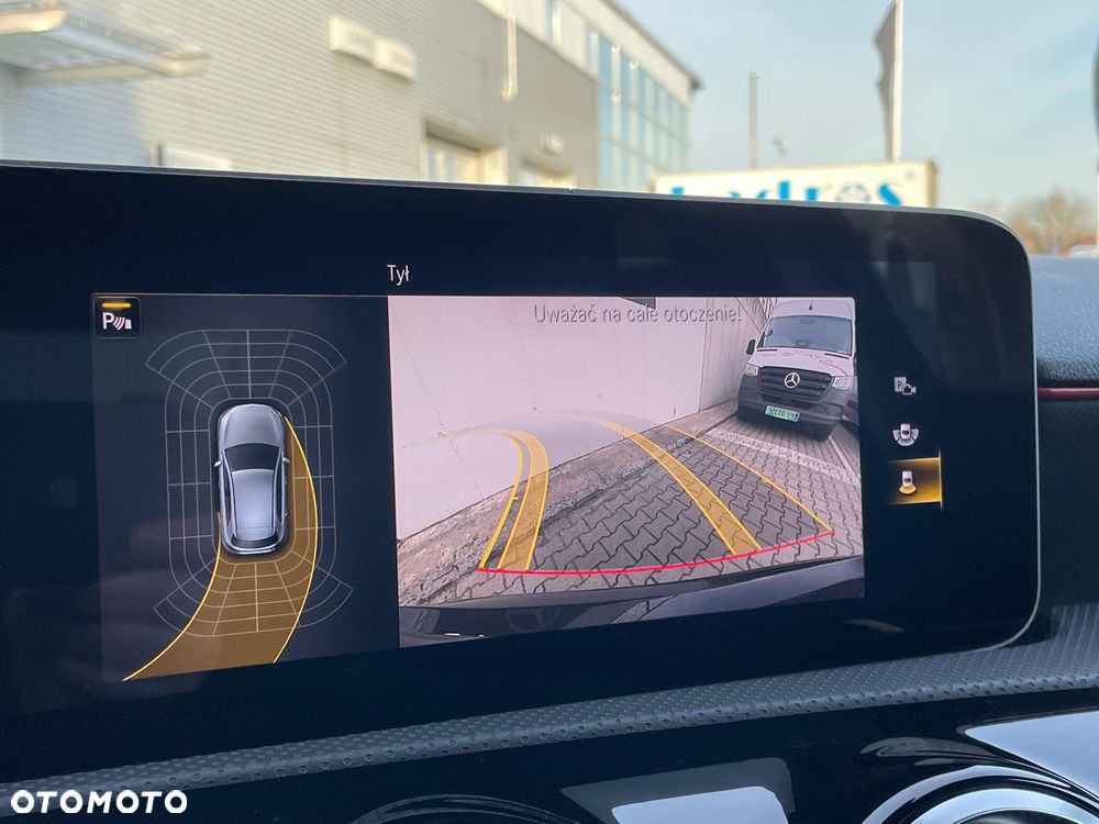 Mercedes-Benz Klasa A 180 d 7G-DCT AMG Line - 16