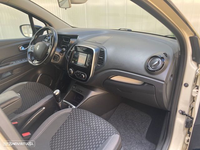 Renault Captur 0.9 TCE Exclusive - 28