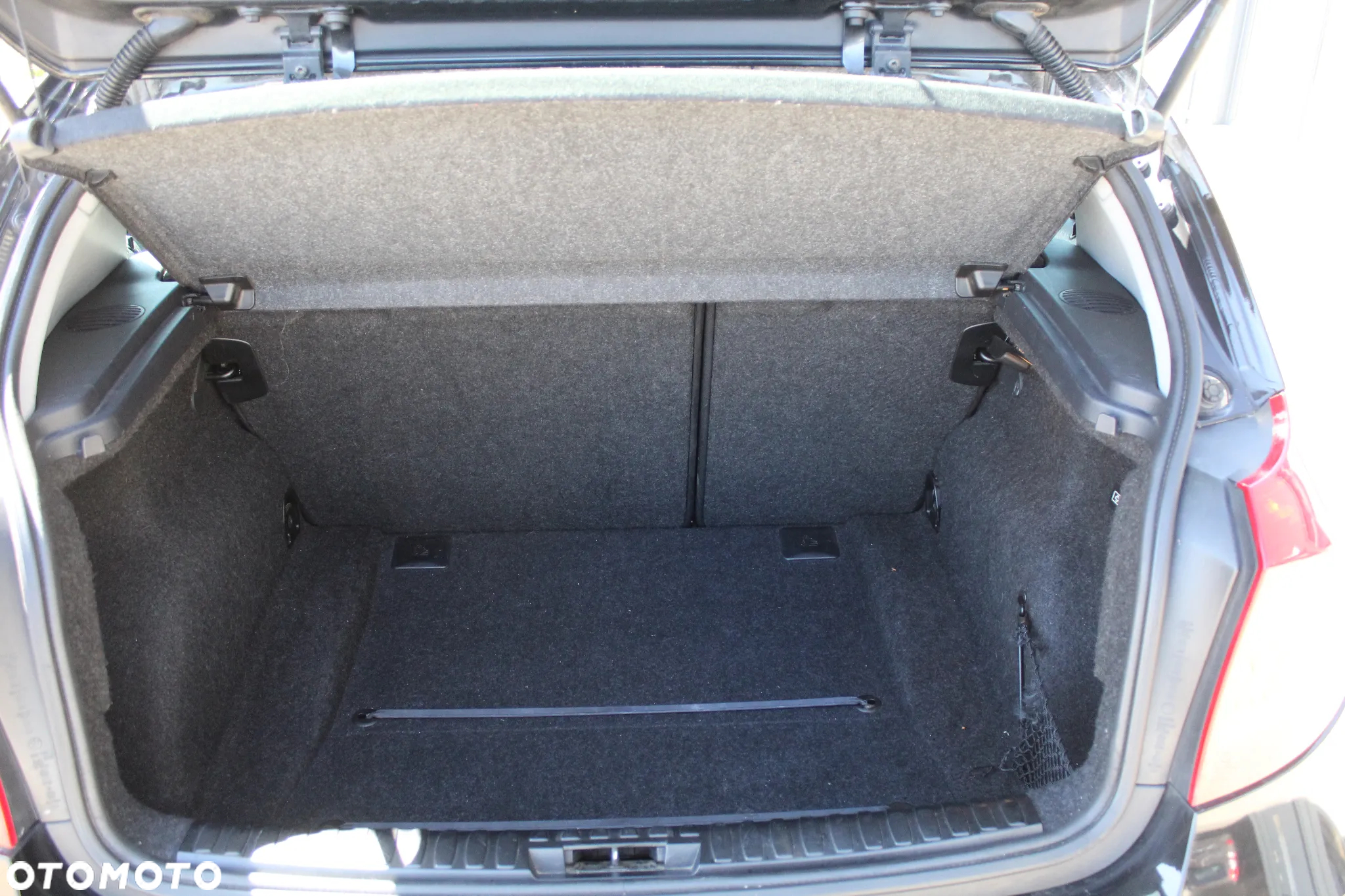 BMW Seria 1 116i - 19