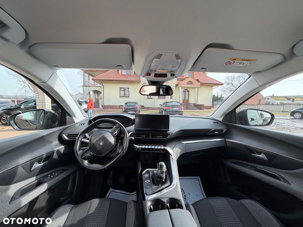 Peugeot 3008 - 16