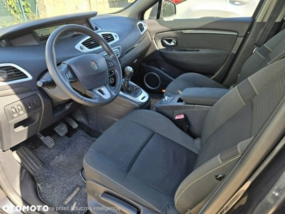 Renault Scenic TCe 130 Luxe - 5
