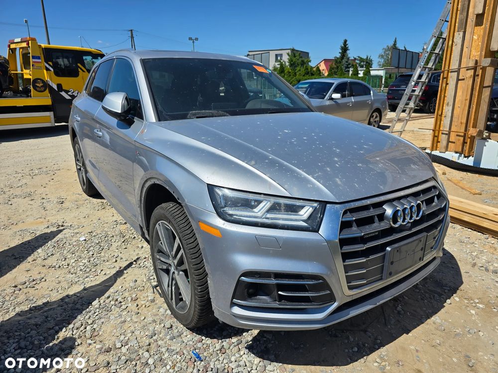 Audi Q5 2.0 TFSI Quattro S tronic design - 2