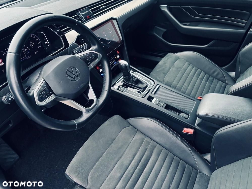 Volkswagen Passat - 13