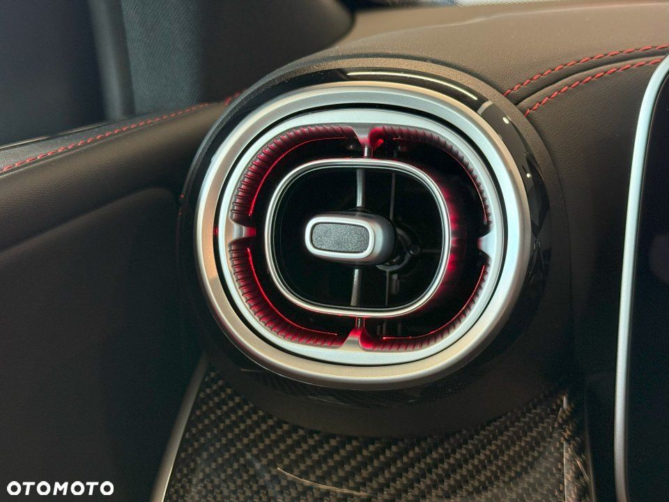 Mercedes-Benz GLC - 19