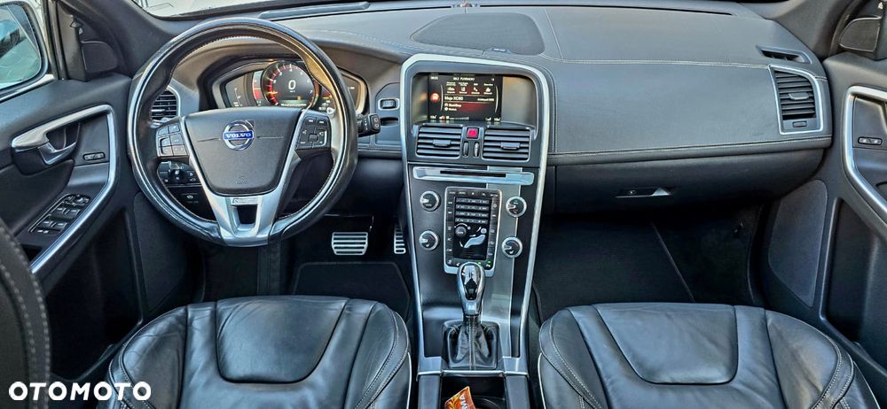 Volvo XC 60 T5 Drive-E R-Design Summum - 2