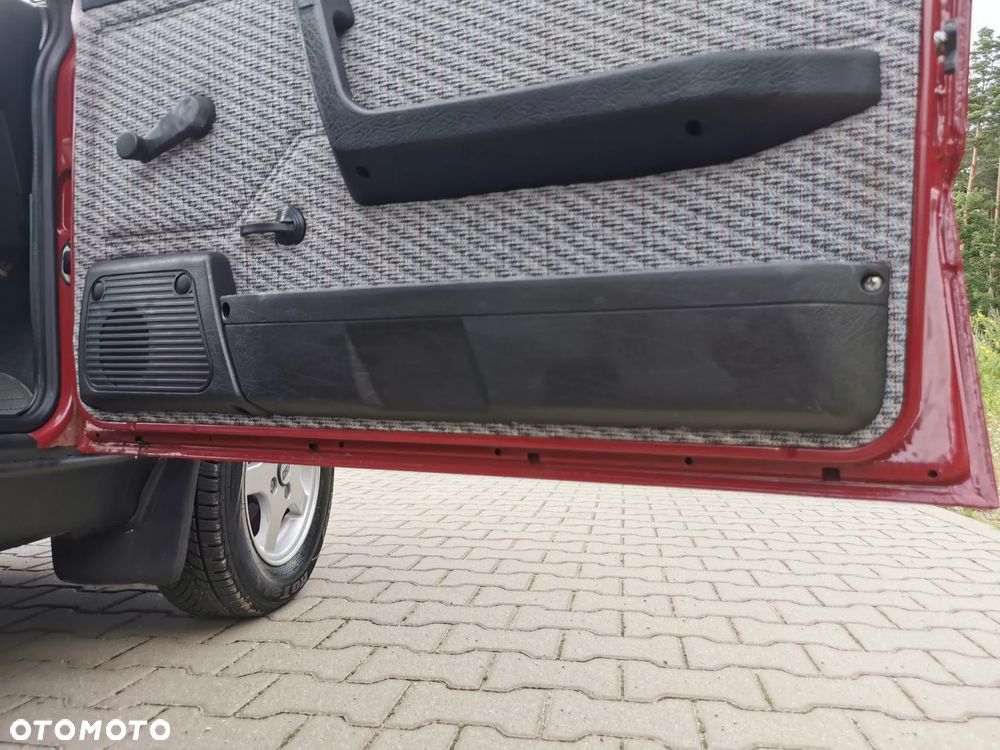 Polonez Caro - 24