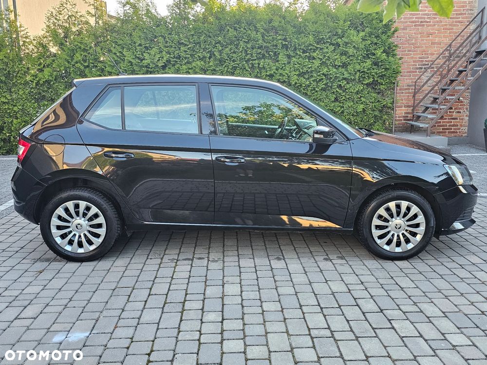 Skoda Fabia - 4