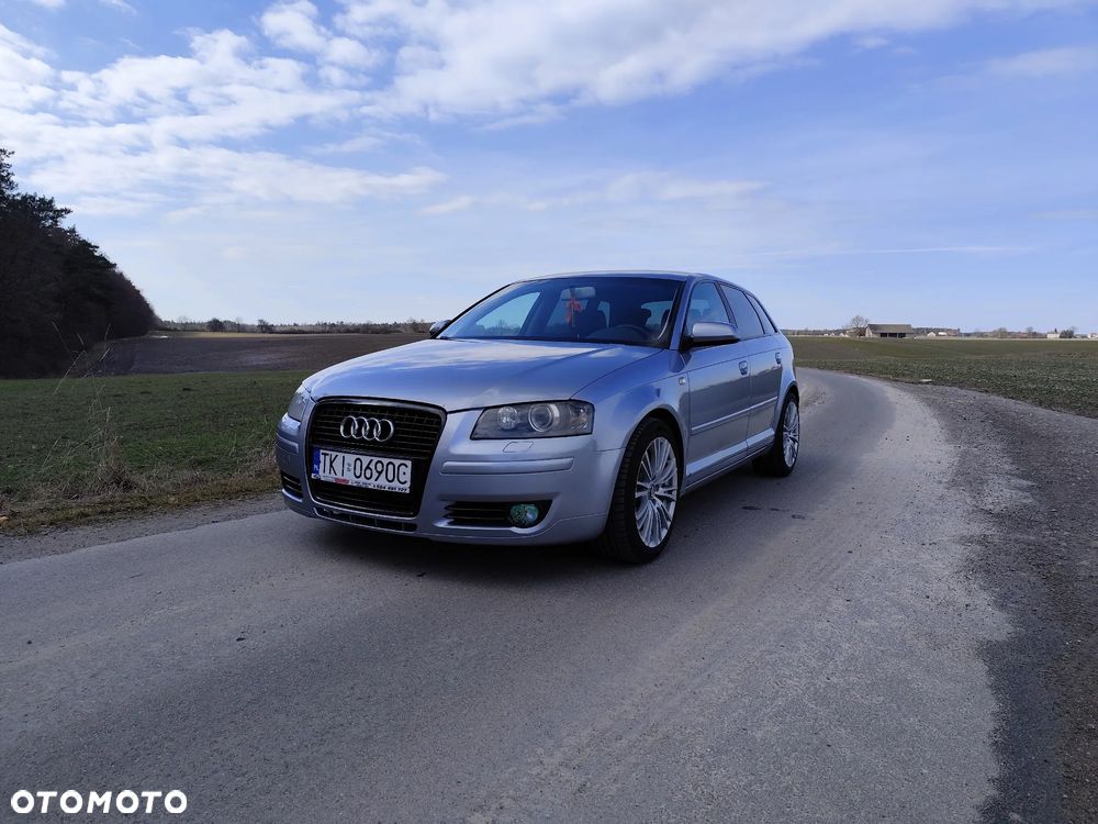 Audi A3 Sportback 2.0 TDI DPF Ambition - 1
