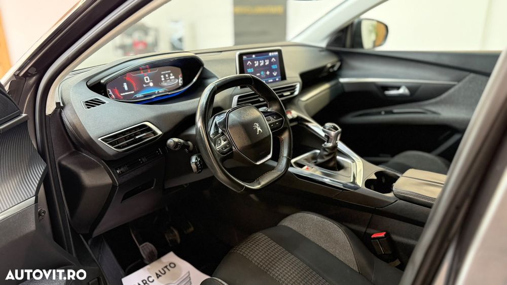 Peugeot 5008 - 6