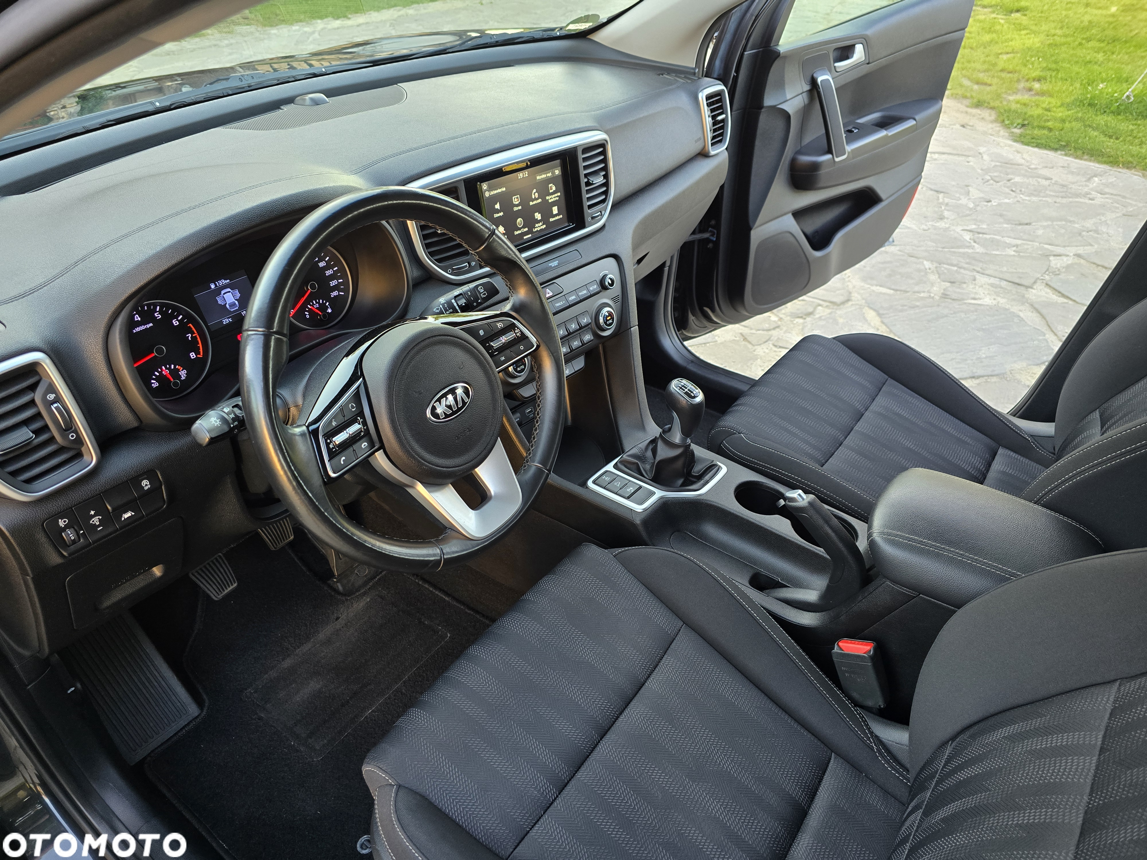 Kia Sportage 1.6 T-GDI AWD VISION - 28