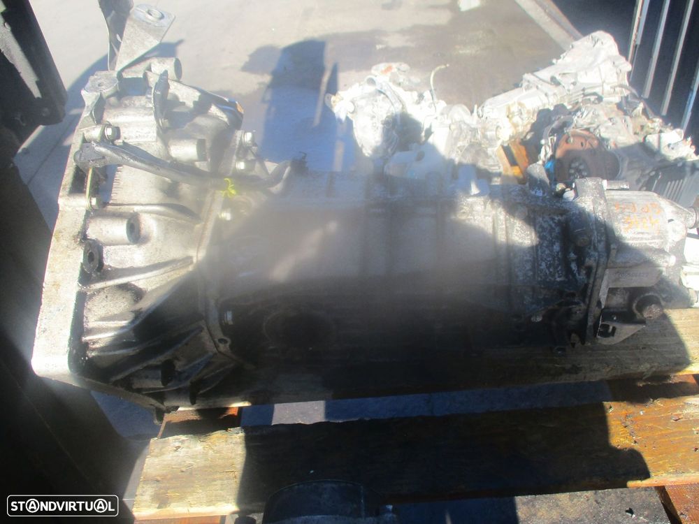 Caixa Velocidades 7700588829 RENAULT ESPACE J63 2 1992 2.0 103CV 5P VERMELHO GASOLINA - 3