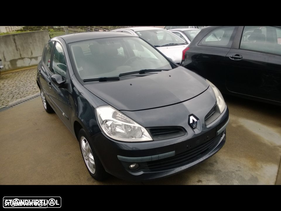 Renault Clio 2007 para peças - 1