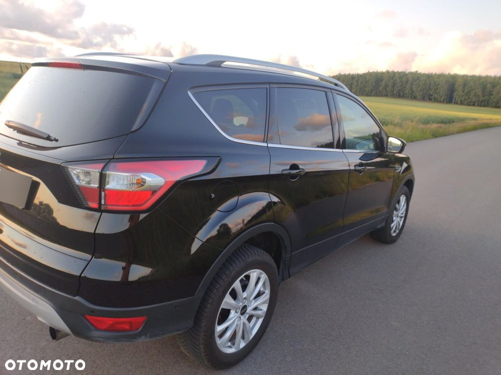 Ford Kuga 1.5 EcoBoost 4x4 Titanium - 8