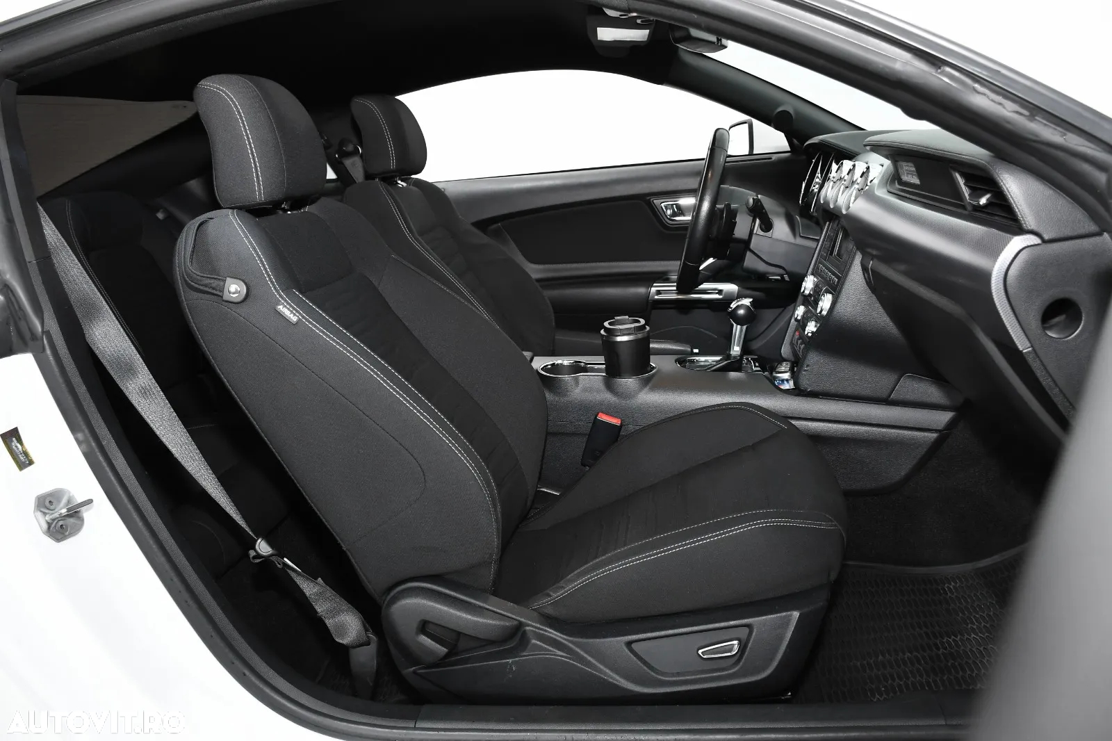 Ford Mustang 2.3 Eco Boost Aut. - 4