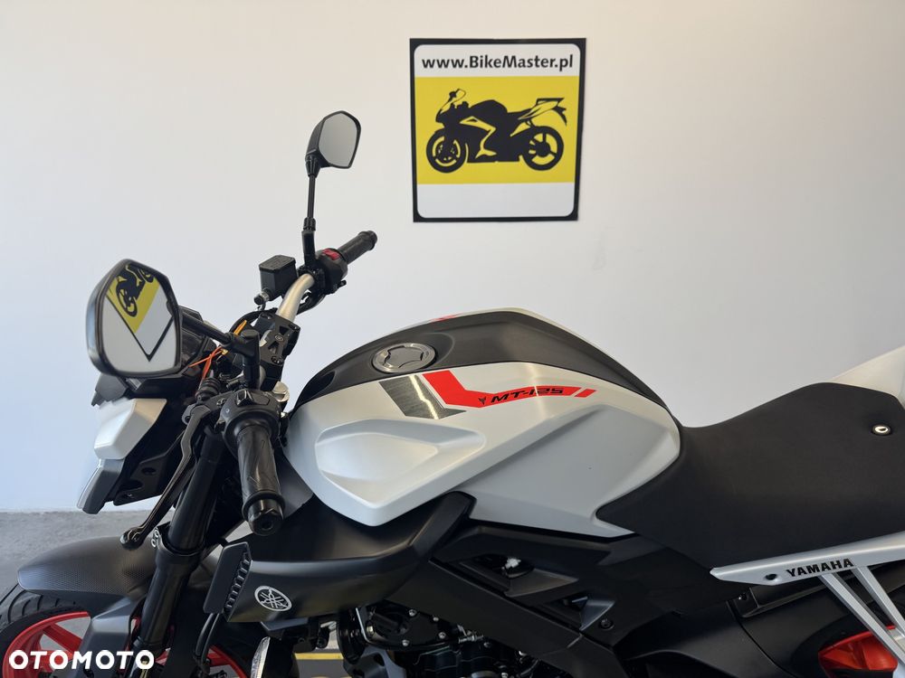Yamaha MT - 20