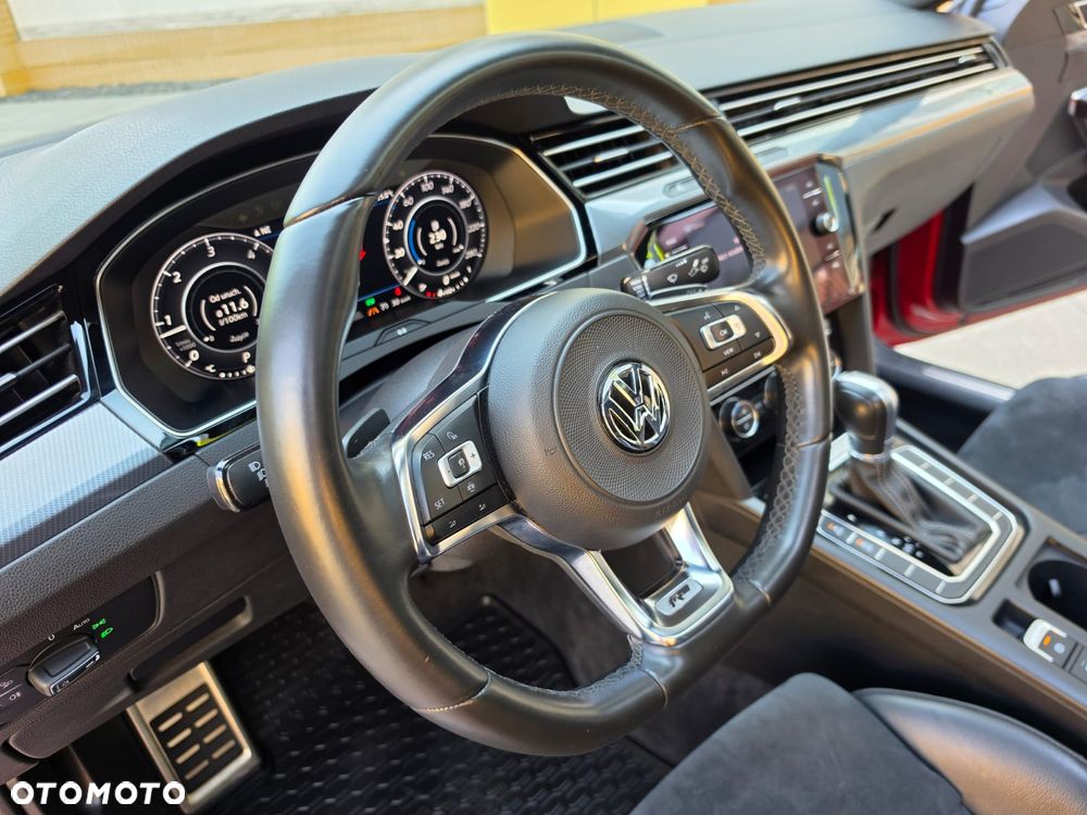 Volkswagen Arteon 2.0 TDI SCR R-Line DSG - 23