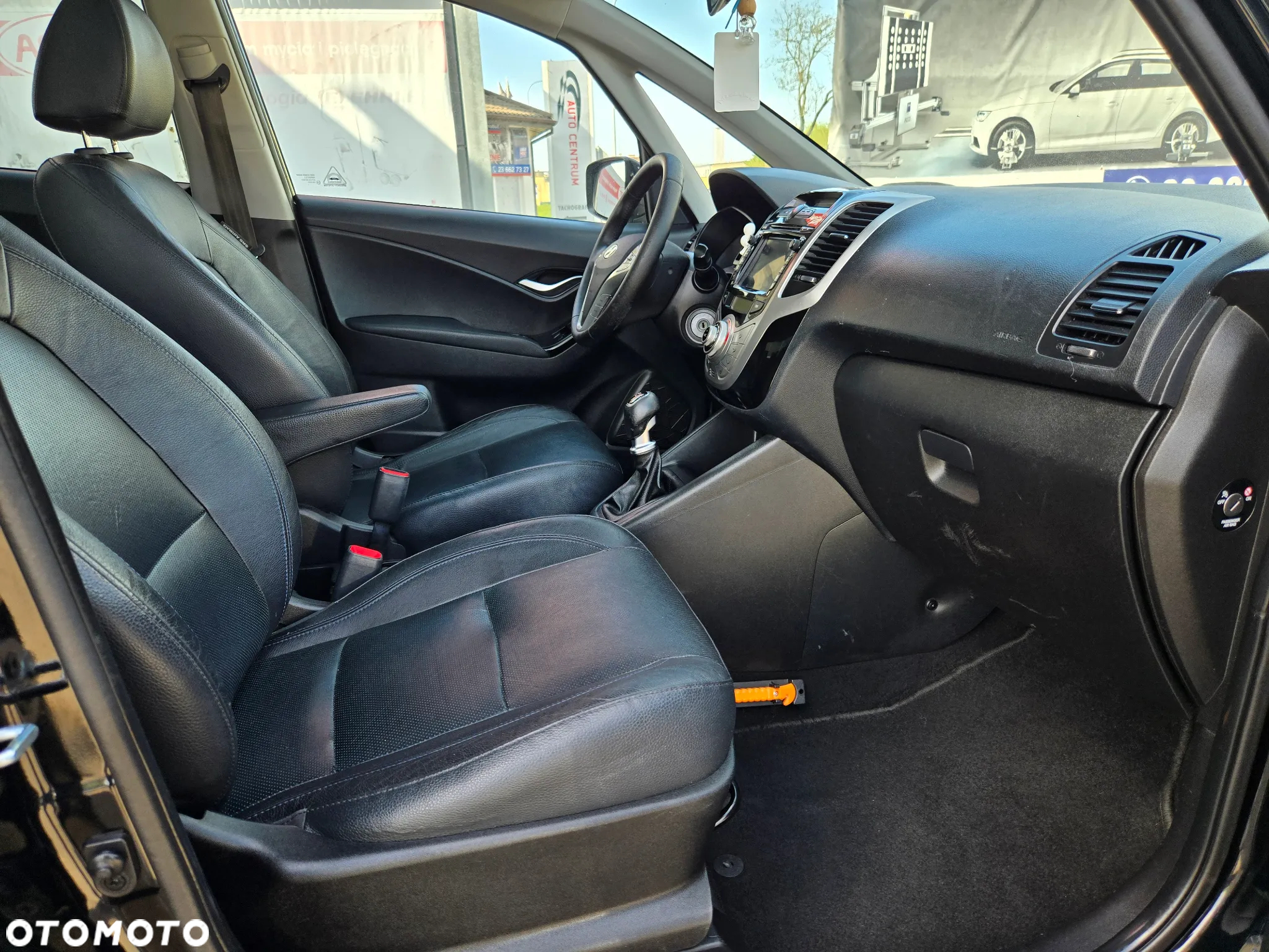 Hyundai ix20 1.4 BlueDrive Comfort - 11