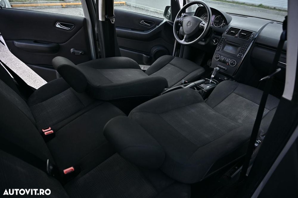 Mercedes-Benz A 160 CDI Autotronic - 12