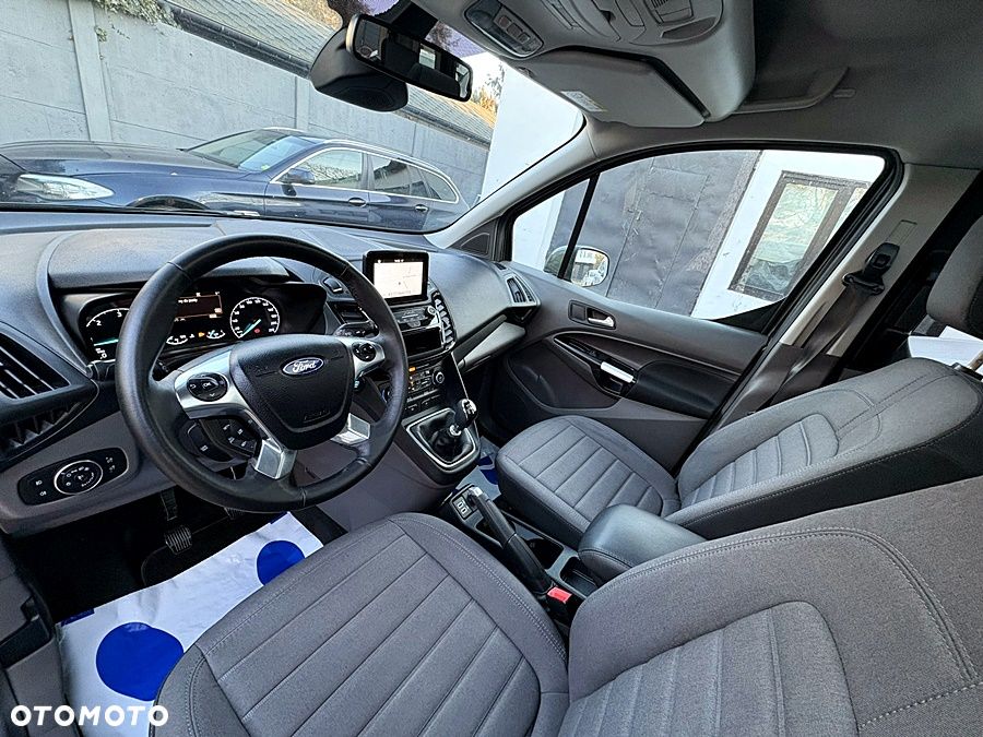 Ford Tourneo Connect Grand - 14