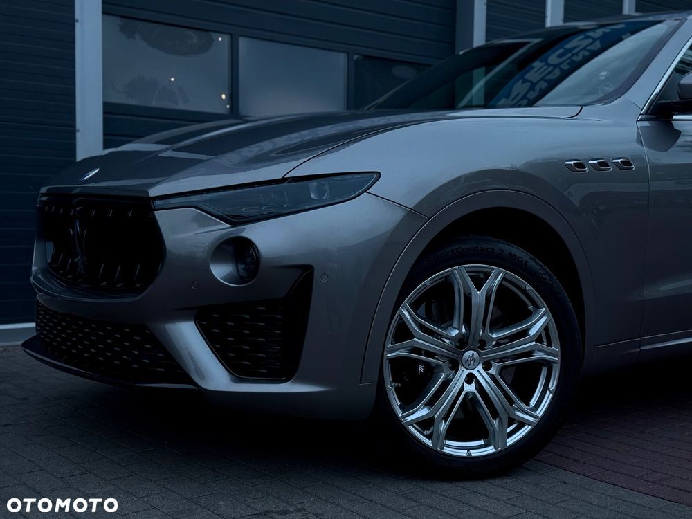 Maserati Levante Modena S - 28